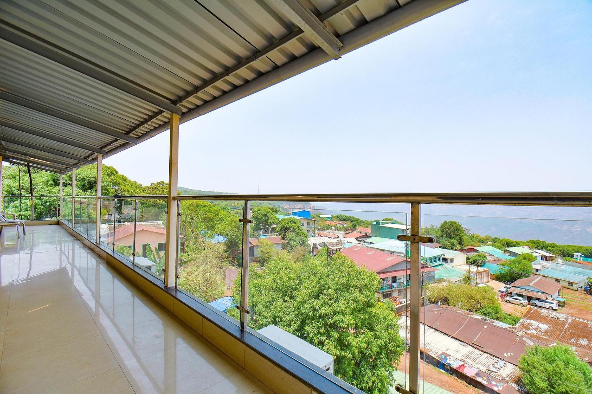 Fabhotel Bright Holidays Mahābaleshwar Esterno foto